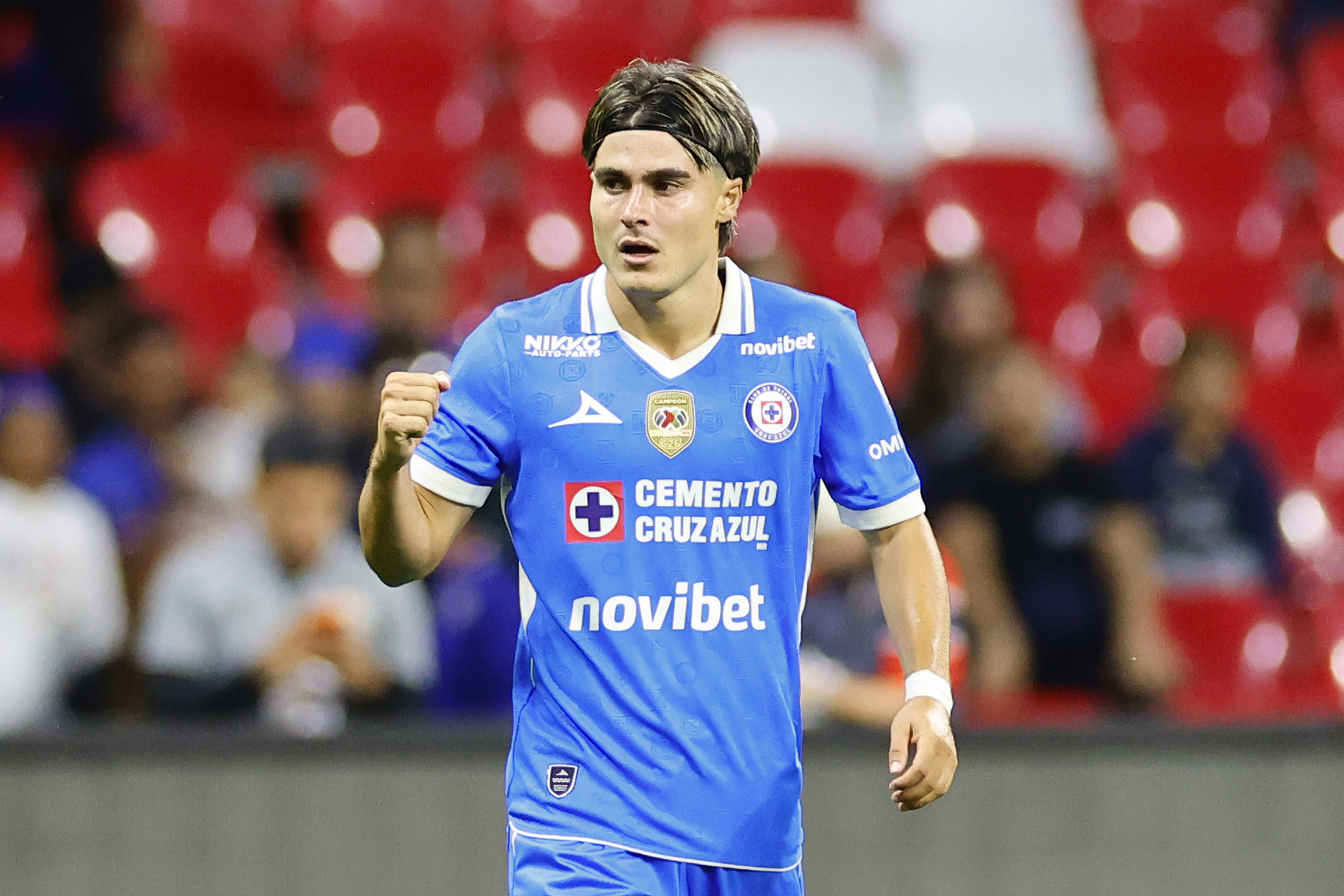 Luka Romero, jugador de Cruz Azul, en un partido de Liga MX